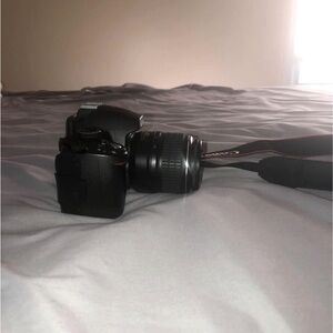 Nikon Camera D3000 with DX AF-S Nikkor 18-55mm lens